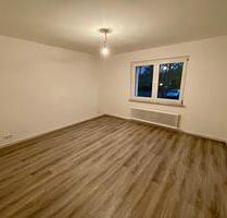 Frisch für Sie renoviert! 3-Zimmer-EG-Wohnung mit Tageslichtbad! - Essen Huttrop