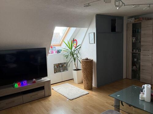 Foto - DG Wohnung in NT Zizishausen - 900,00&nbsp;EUR Kaltmiete, ca.&nbsp; 68,00&nbsp;m&sup2;