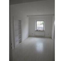 3 Zimmer Altbauwohnung 3. OG WG-geeignet - Bayreuth City