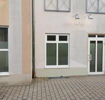 Büro oder Praxisräume - 750,00&nbsp;EUR Kaltmiete, ca.&nbsp; 90,00&nbsp;m&sup2; in Kronach (PLZ: 96317)