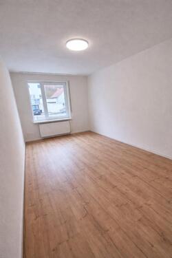 Foto - 1 Zimmer Erdgeschoßwohnung zur Miete in Saarbrücken