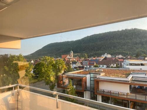 Foto - Nur an Studierende: renovierte 1,5-Zimmer-Wohnung zu vermieten