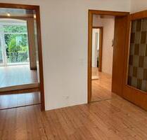 Stadtzentrale 2,5 Zi. EG-Altbauwohnung mit Terrasse - Lüdenscheid Othlinghausen