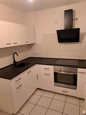 Foto - Moderne 2-Zimmer-Wohnung mit großem Balkon & EBK – Top-Lage Bitte