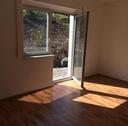 Foto - Helle 2-Zimmer-Wohnung mit Terrasse, Einbauküche und Carport