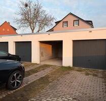 Garage zu vermieten Zentrale Lage direkt an der Hauptstraße Oberg - Lengede