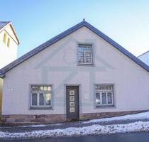 Maisonetteartige 4-Raum-Wohnung mit separatem Straßenzugang - Kahla