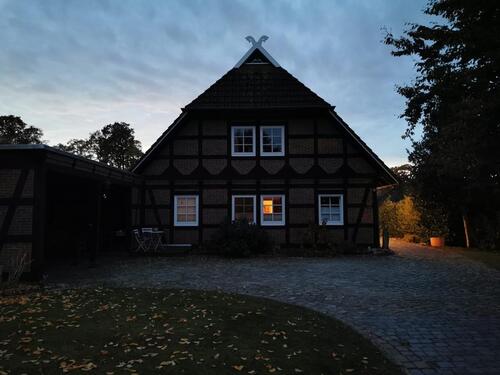 Foto - Großzügiges Einfamilienhaus mit großem Garten