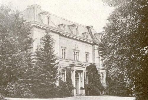 Foto - Historisches Gutshaus 1867 - Denkmalruine mit Park nahe Ostsee