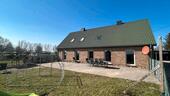 Foto - Freistehendes Einfamilienhaus mit großem Grundstück.