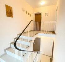 Maisonette Wohn-Teil möbliert -3 ZKB. 84 qm- Balkon. Neu renovier - Völklingen