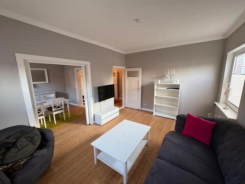 Foto - Möblierte 3-Zimmer-Wohnung mit EBK, kernsaniert