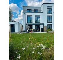 Doppelhaushälfte im Hainpark, Wiesbaden-Nordenstadt