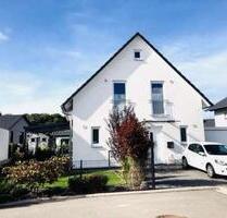 Freistehendes EFH mit Garten und Pool - Weinheim