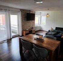 Helle 3-Zimmer-Wohnung in RV zur Vermietung - Berg
