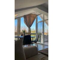 Schöne Wohnung in Hünfeld - 800,00 EUR Kaltmiete, ca.  100,00 m² in Eichenzell (PLZ: 36124)