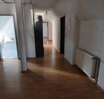 Helle 3 Zimmer DG Wohnung zentral in Pfalzgrafenweiler
