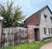 Wohnhaus mit Garten - 19.500,00 EUR Kaufpreis, in Südliches Anhalt (PLZ: 06369)