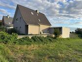 Foto - Freistehendes, vollständig saniertes Einfamilienhaus am Feldrand