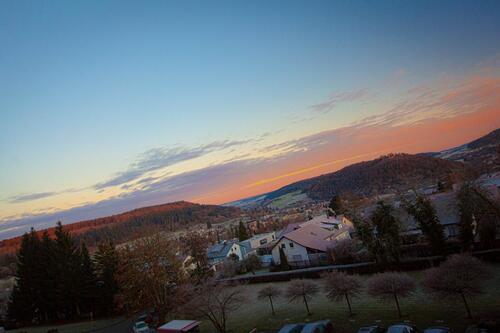 Foto - PROVISIONSFREI + 2,5 Z. + 2022 Kernsaniert + Waldrand + Weitblick