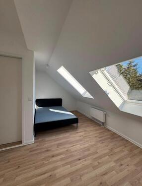 Foto - 1 Zimmer Dachgeschoßwohnung in Berlin