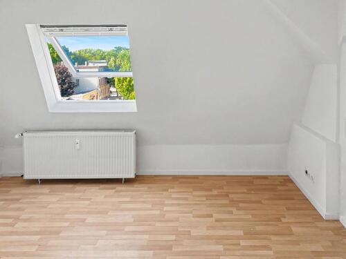 Foto - 1 Zimmer Dachgeschoßwohnung zur Miete in Güsten