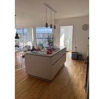 Neuwertige (2023) 2-Zi Dachgeschosswohnung mit Balkon - Ludwigsburg Pflugfelden