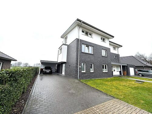 Foto - Neuwertige Doppelhaushälfte (wird renoviert übergeben!)