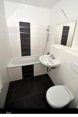 Foto - 3 Zimmer Etagenwohnung zur Miete in Halle (Saale)