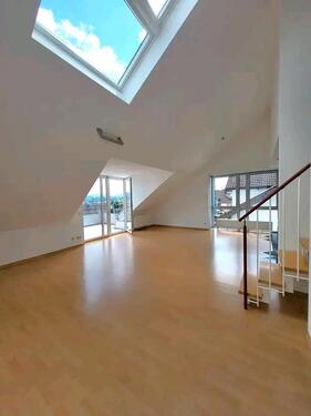Foto - 4-Zi-Maisonette-Wohnung mit mega Aussicht, Garage + Stellplatz.