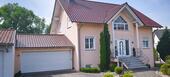 Foto - Freistehendes Einfamilienhaus mit Elw in unverbaubarer Ortsrandl