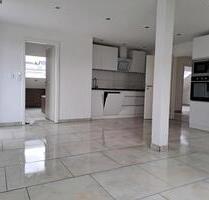 Kernsanierte Dachgeschosswohnung mit großem Balkon in Bexbach - Ottweiler Kernsanierte Dachgeschosswohnung mit großem Balkon in Bexbach - Ottweiler