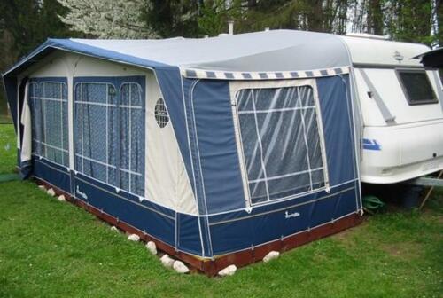 Foto - SEPARATES WOHNEN im 6-Personen-WOHNWAGEN auf CAMPINGPLATZ