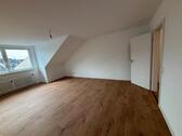 Foto - 2 Zimmer Dachgeschoßwohnung zum Kaufen in Düsseldorf