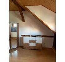 Gemütliche Dachgeschosswohnung in Gehren, Warmmiete 395€ - Ilmenau