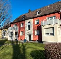 Komplett neu renovierte Wohnung in ruhiger Nebenstr. ! - Dortmund Eving
