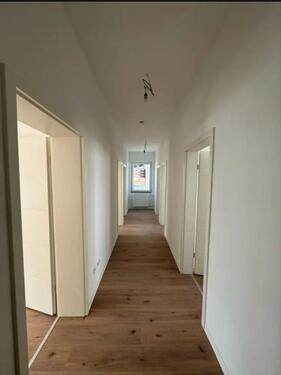 Foto - Frisch sanierte 3-Zi Eigentumswohnung