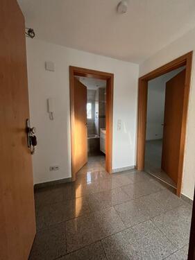 Foto - Schöne 3- Zimmer Wohnung mit Balkon und Stellplatz