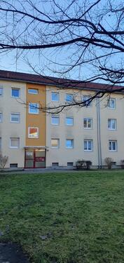 Foto - Provisionsfreie 2,5 bis 3-Zimmer-Wohnung und Garage