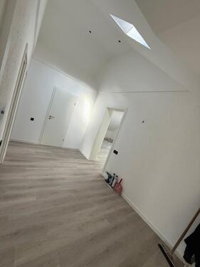 Foto - Schöne 3-Zimmer-Wohnung mit 2 Balkonen & 2 Bädern