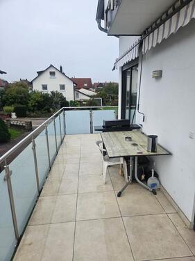 Foto - 2 Zimmerobergeschoss Wohnung *balkon groß*