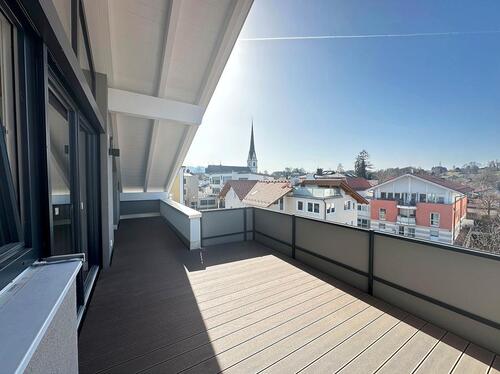 Foto - Erstbezug - Dachgeschosswohnung mit großzügiger Dachterrasse in zentraler Lage