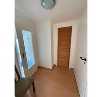 helle 2-Zimmer-Wohnung mit neuer Einbauküche - Hohenlockstedt