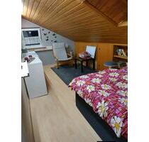 Biete WG Zimmer an ab 01.02.26 - 500,00&nbsp;EUR Kaltmiete, ca.&nbsp; 60,00&nbsp;m&sup2; in Spangenberg (PLZ: 34286)