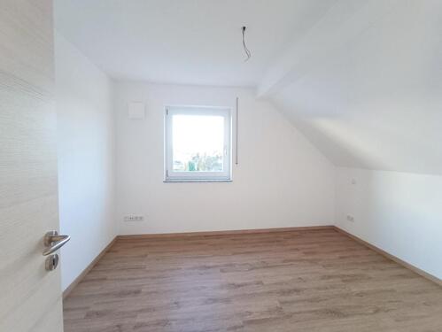 Foto - Dachgeschoßwohnung in Großmehring zur Miete
