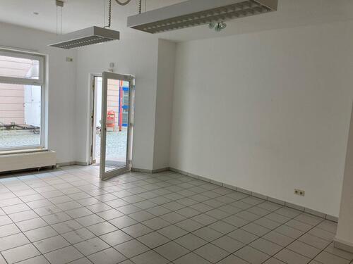 Foto - Ladenlokal in der Fußgängerzone