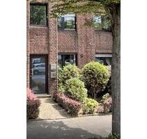 Haus in Haus - Maisonette Wohnung in 2FH - mit Tiefgaragen Platz - Mönchengladbach