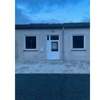 Lagerhalle zu vermieten im Gewerbegebiet Eisen an der A 62 - Brücken