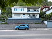 Foto - Einfamilienhaus mit Einliegerwohnung