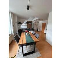 Schöne 3,5-Zimmer-Wohnung mit Galerie, Einbauküche und 2 Bädern - Erfurt Andreasvorstadt